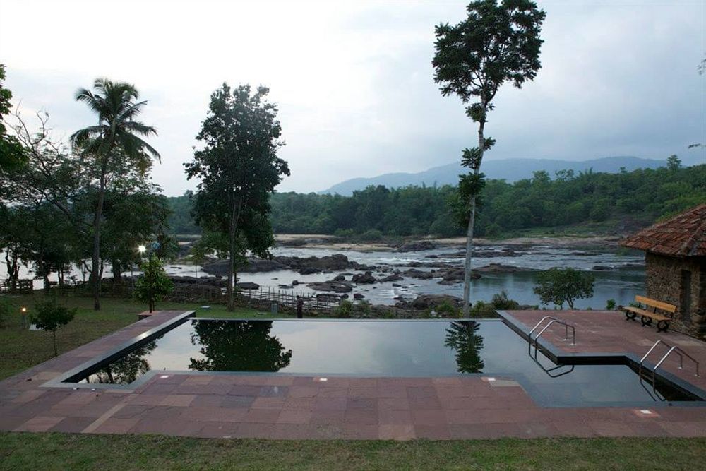 Quiet By The River- Cgh Earth Thodakayam 外观 照片