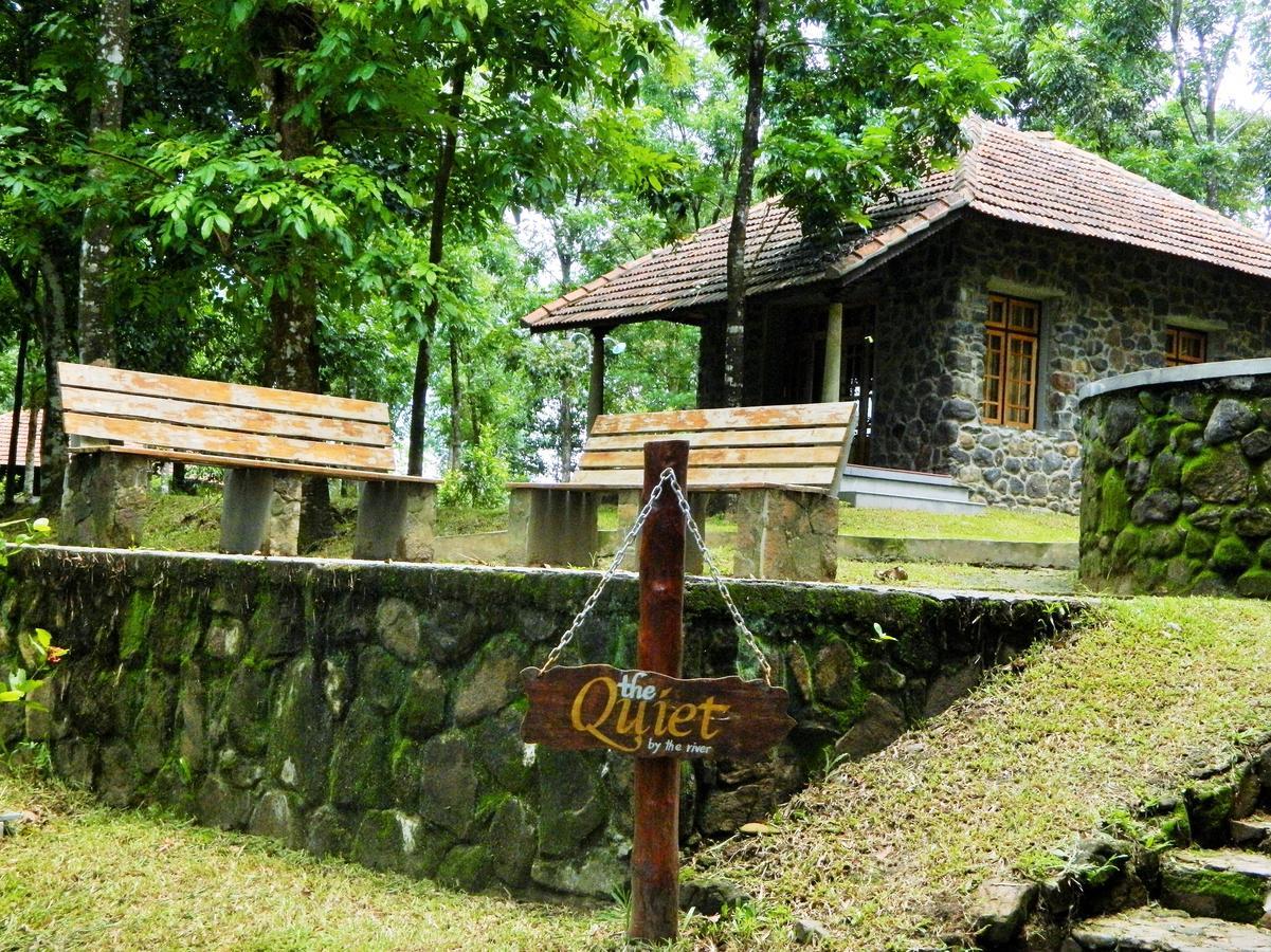 Quiet By The River- Cgh Earth Thodakayam 外观 照片