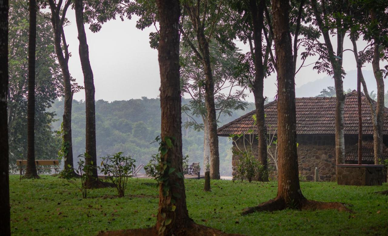 Quiet By The River- Cgh Earth Thodakayam 外观 照片